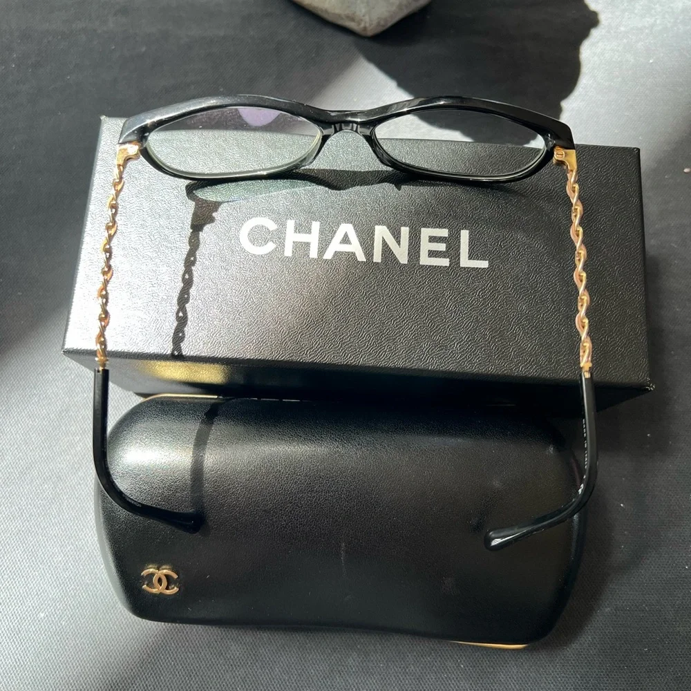 CHANEL 3221-Q Beige Leather Glasses Frames Chain Link EUC Italy Emma Watson